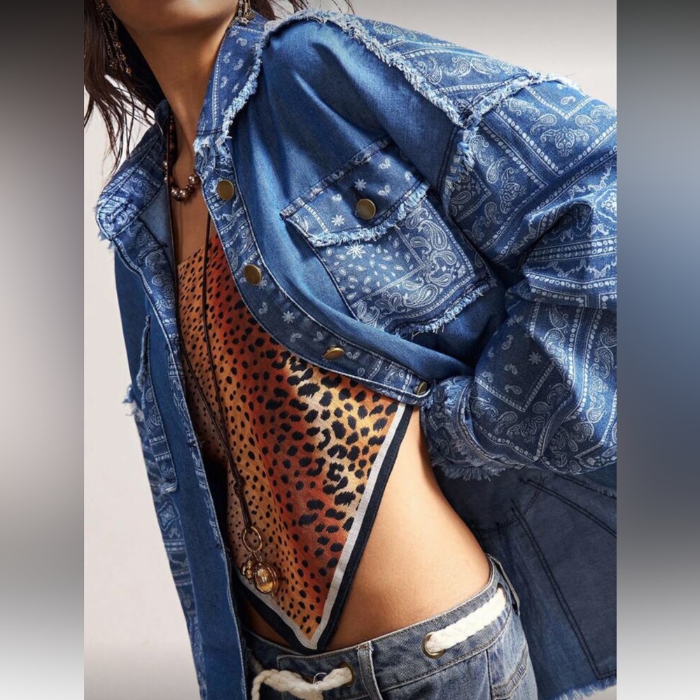 Flower patchwork distressed print big floral Blue… - image 4